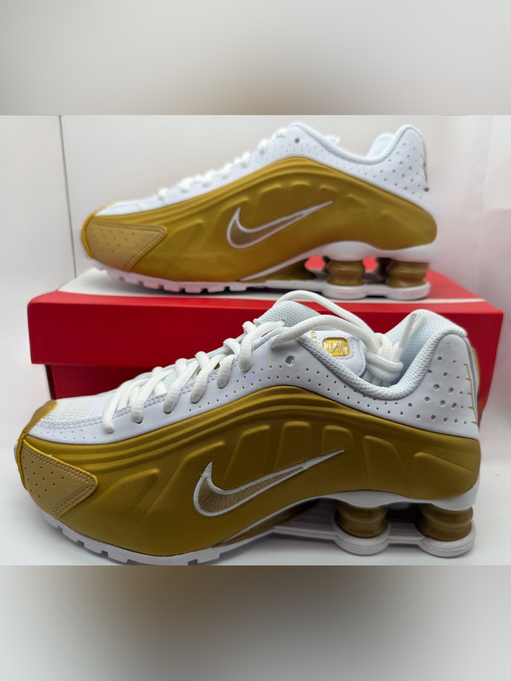Nike White and Gold Shox R4 (GS) Sneakers